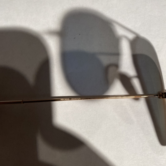 Ray-Ban Aviators - Picture 7 of 7